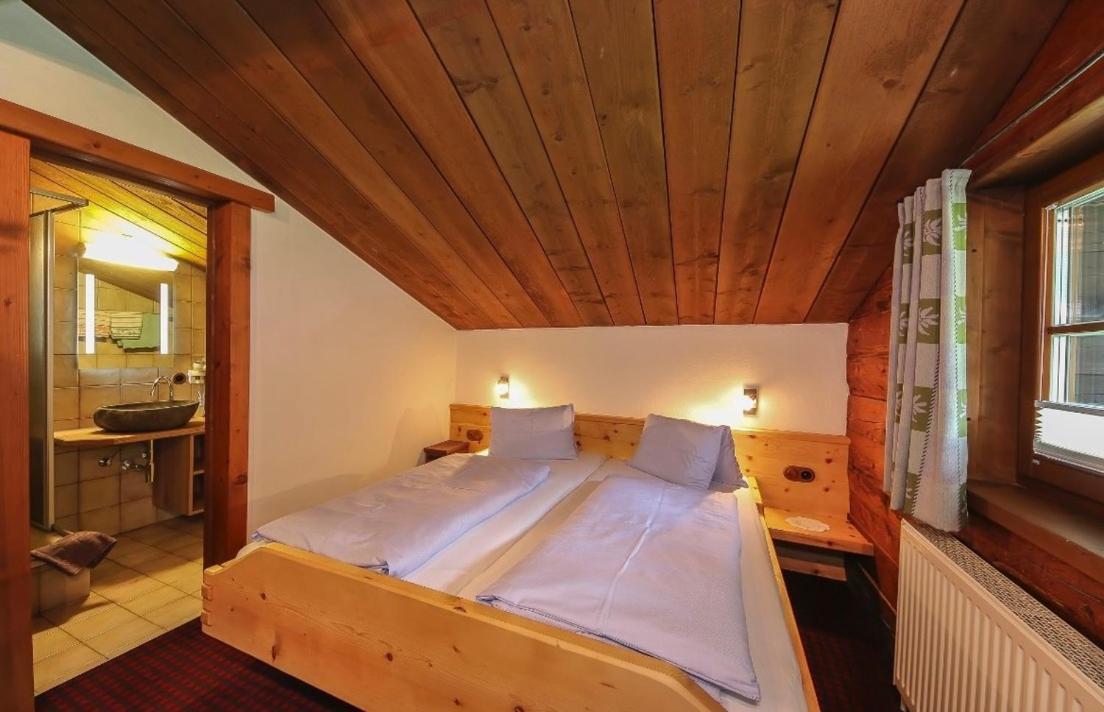 Hochwart Hof Bed & Breakfast Bed & Breakfast Saalbach-Hinterglemm Eksteriør bilde