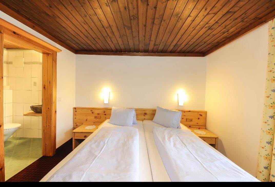 Hochwart Hof Bed & Breakfast Bed & Breakfast Saalbach-Hinterglemm Eksteriør bilde