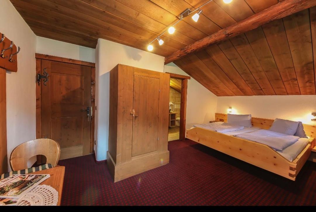 Hochwart Hof Bed & Breakfast Bed & Breakfast Saalbach-Hinterglemm Eksteriør bilde